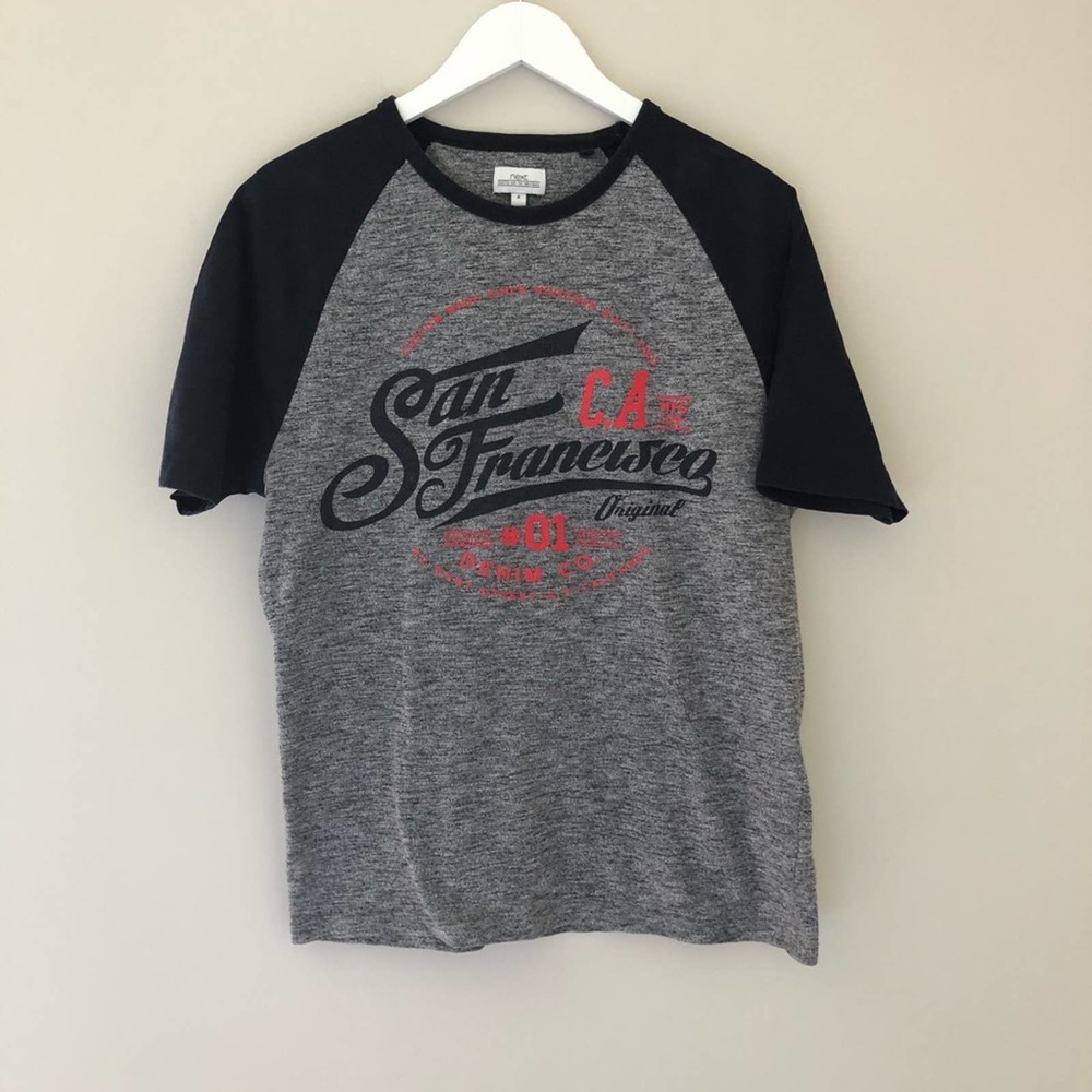 🌴 San Francisco T-shirt medium